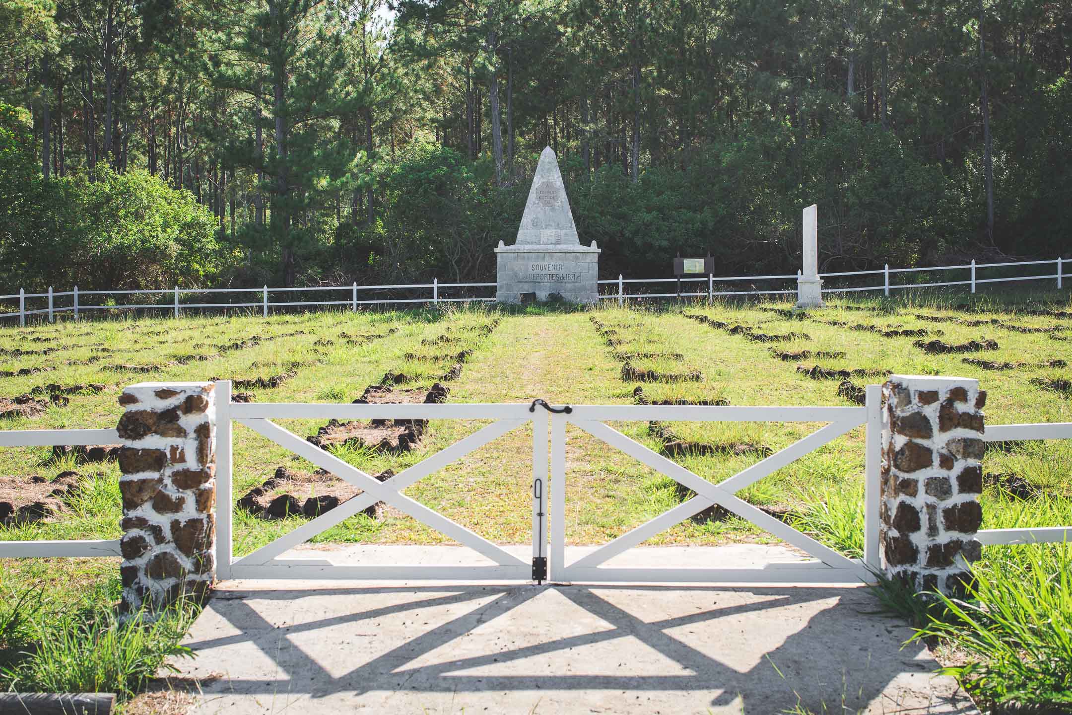 cimetière administré île des pins