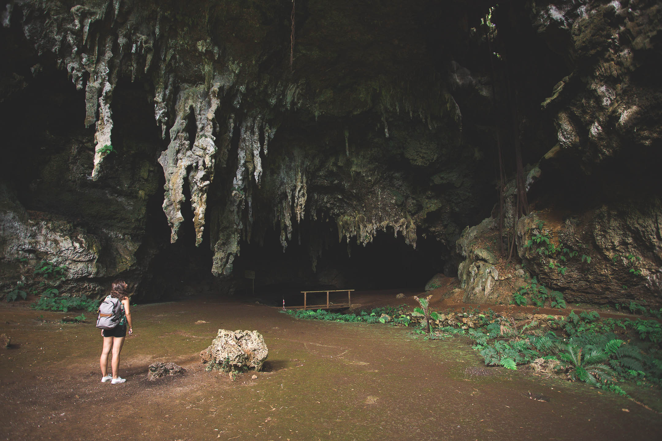 grotte reine hortense île des pins