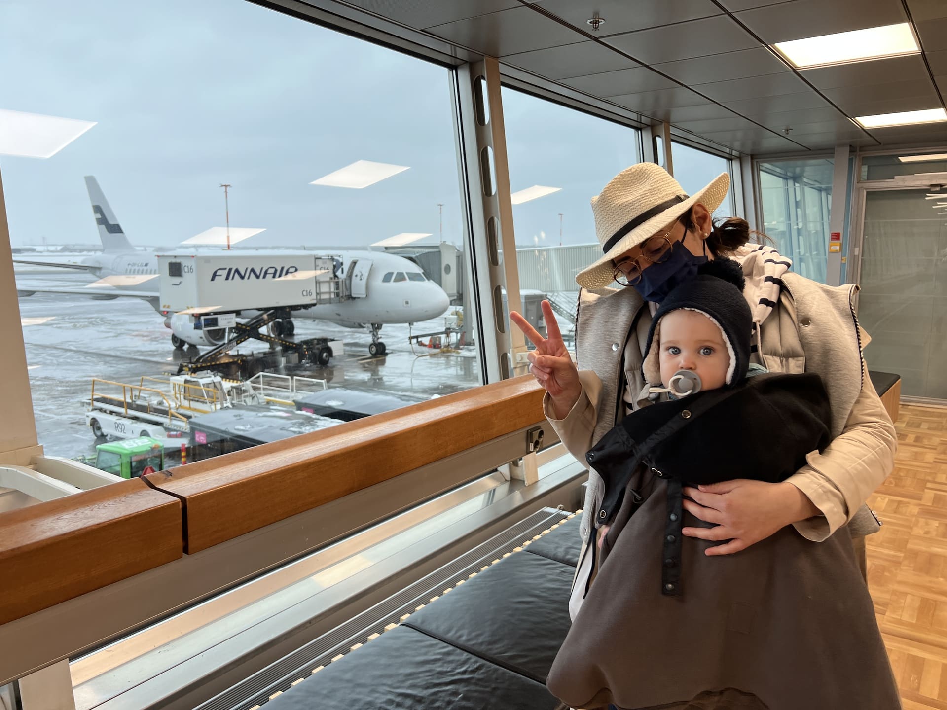 Porte bebe pour avion on sale